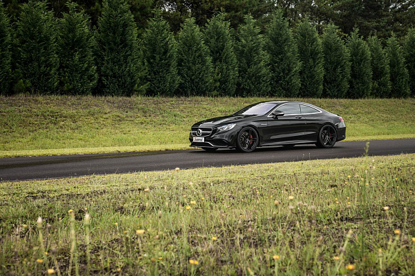 Фото дисков HRE P107 Черный глянец на Mercedes-Benz S-Class (W222, C217)