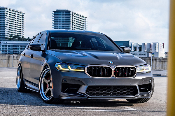 BMW F90 M5 CS