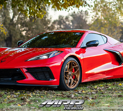 Фото дисков MRR F10 на Chevrolet Corvette C8