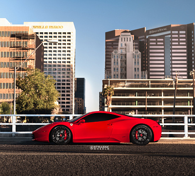 Фото дисков Strasse Wheels SM5R Deep Concave Monoblock на Ferrari 458