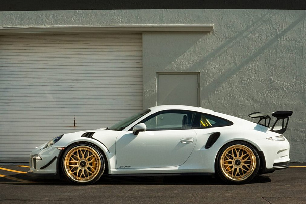 Фото дисков Anrky RS1 Сатиновое золото на Porsche 911 VII