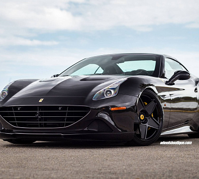 Фото дисков HRE 505M на Ferrari California
