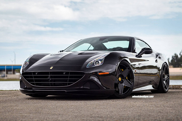 Фото дисков HRE 505M Черный сатин на Ferrari California