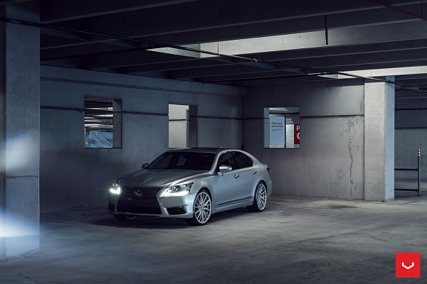 Фото дисков Vossen HF-4T Серебро на Lexus LS IV