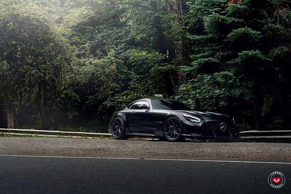 Фото дисков Vossen EVO-3R Черный глянец на Mercedes-Benz AMG GT I