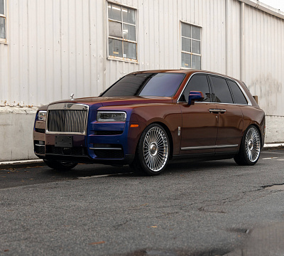 Фото дисков HRE L109M на Rolls-Royce Cullinan