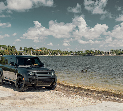 Фото дисков Vossen UV-X на Land Rover Defender II