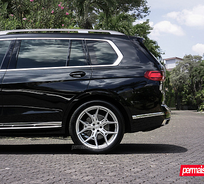 Фото дисков Vossen HF-5 на BMW X7 (G07)