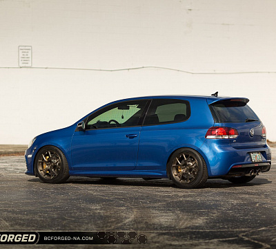 Фото дисков BC Forged RZ05 на Volkswagen Golf VII