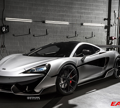 Фото дисков Strasse Wheels SM5R Deep Concave Monoblock на McLaren 570S