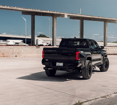 Фото дисков Vossen HFX-1 (6-Lug) на  Toyota Tacoma IV