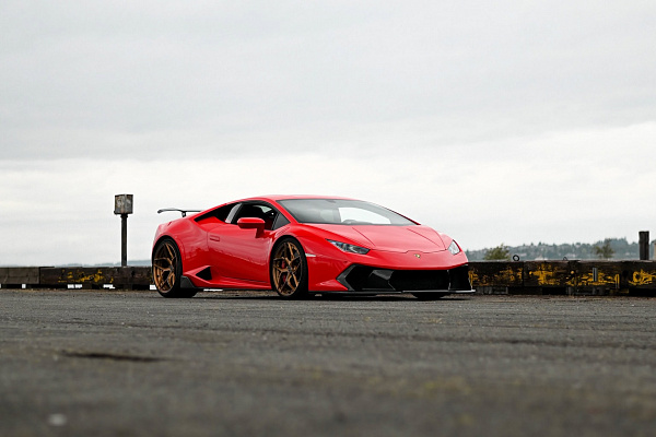 Фото дисков Brixton Forged PF5 Глянцевая темная медь на Lamborghini Huracan