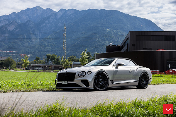 Фото дисков Vossen HF-8 Черный глянец на Bentley Continental GT III