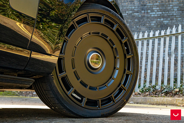 Фото дисков Vossen HF-9 Черный сатин на Land Rover Range Rover V