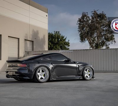 Фото дисков HRE C105 на Nissan Z