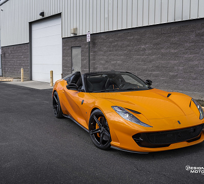 Фото дисков Vossen M-X5 на Ferrari 812