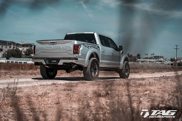 Фото дисков HRE P161 Глянцевый темный лак на Ford F-150 XIII