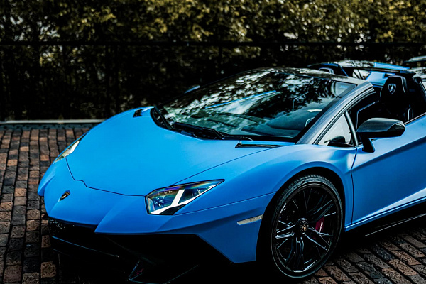 Фото дисков Brixton Forged FDE05 Черный сатин на Lamborghini Aventador