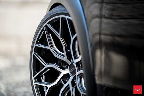 Фото дисков Vossen HF-2 Алмазная проточка на Audi A/S/RS 4 (B8)