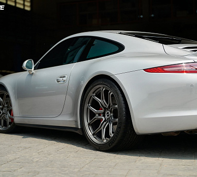 Фото дисков Brixton Forged CM5-R на Porsche 911 VII