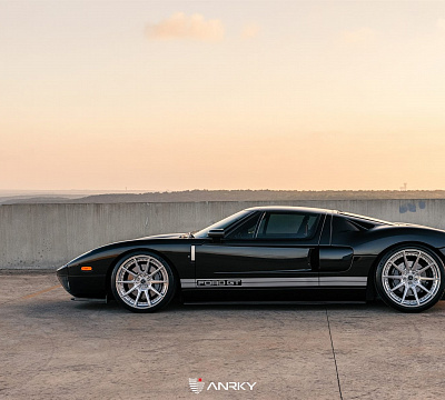 Фото дисков Anrky RS4.2 на Ford GT I