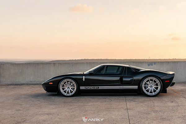 Фото дисков Anrky RS4.2 Полированный лак на Ford GT I