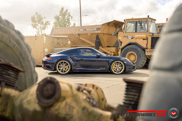 Фото дисков Vossen RS74 Глянцевое золото на Porsche 911 VII