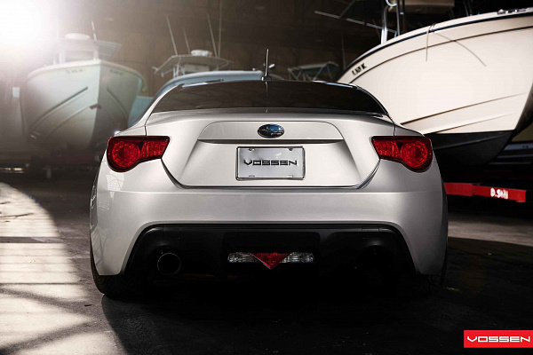 Фото дисков Vossen CV3 Сатиновый графит на Subaru BRZ I
