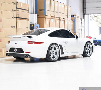 Фото дисков HRE 527 на Porsche 911 VII