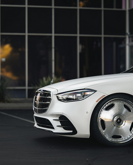 Фото дисков AS304 REGIME Глянцевый лак на Mercedes-Benz S-Class (W223)