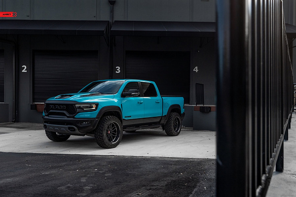 Фото дисков Anrky AN36-S Черный сатин на Ram 1500 V