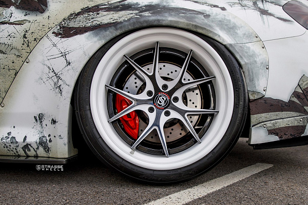 Фото дисков Strasse Wheels SM5R Deep Concave FS Другой цвет на BMW 4/M4 (F32/F82)