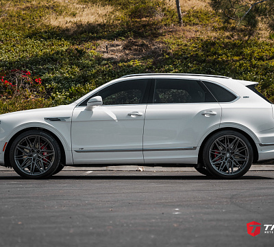 Фото дисков Vossen HF-7 на Bentley Bentayga
