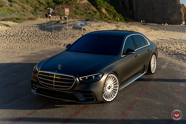 Фото дисков Vossen S17-13 Глянцевый лак на Mercedes-Benz S-Class (W223)