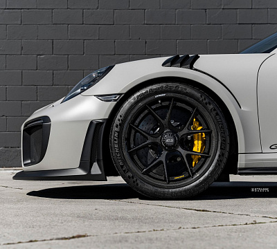 Фото дисков Strasse Wheels SM5R Deep Concave FS на Porsche 911 VIII
