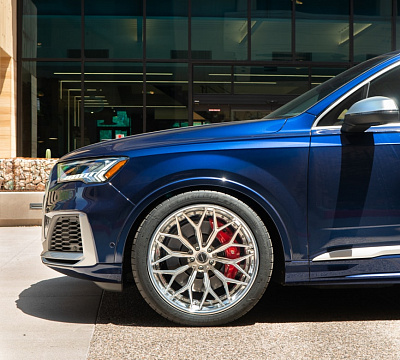 Фото дисков Brixton Forged CM6-R на Audi Q7 (4M)