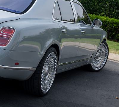 Фото дисков Vossen LC3-13T на Bentley Mulsanne II