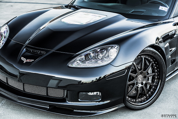 Фото дисков Strasse Wheels R10 Signature Другой цвет на Chevrolet Corvette C6
