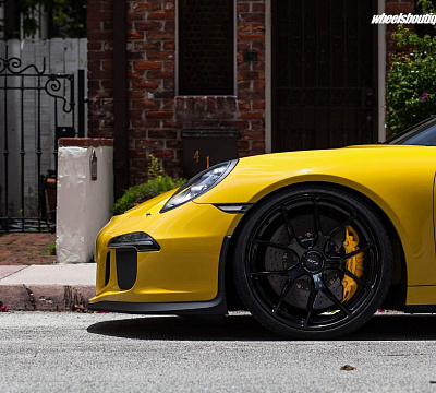 Фото дисков HRE P101 на Porsche 911 VII