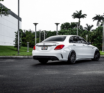 Фото дисков Vossen VFS-2 на Mercedes-Benz C-Class (W205)