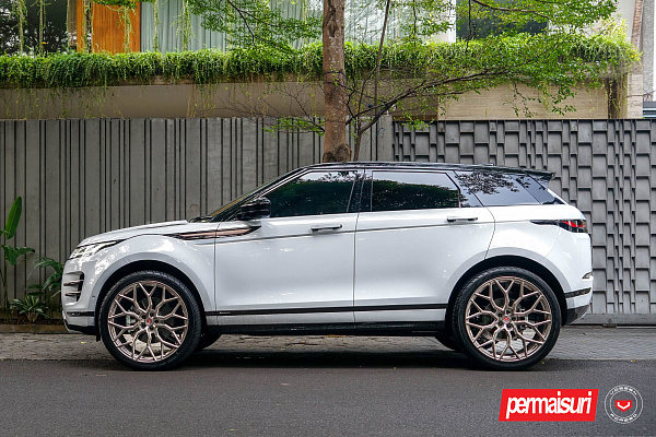 Фото дисков Vossen S17-01 Другой цвет на Land Rover Range Rover Evoque II