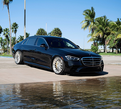 Фото дисков Strasse Wheels SV15 Deep Concave FS на Mercedes-Benz S-Class (W223)