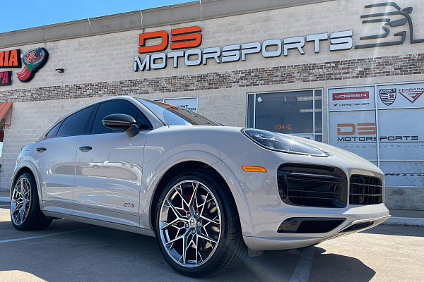 Фото дисков HRE FF10 Серебро на Porsche Cayenne III