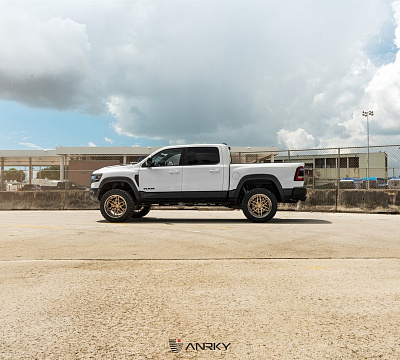Фото дисков Anrky AN36 на Ram 1500 V