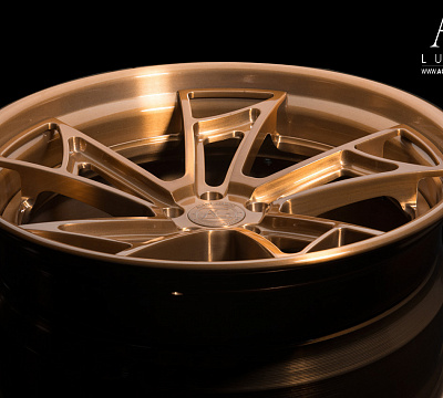 Avant Garde AGL24