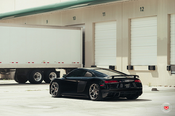 Фото дисков Vossen CG-205 Глянцевый тонированный лак на Audi R8 (4S)