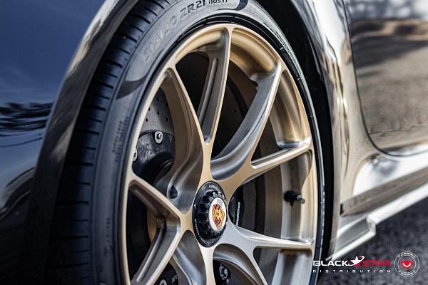 Фото дисков Vossen RS19 Глянцевое золото на Porsche 911 VIII