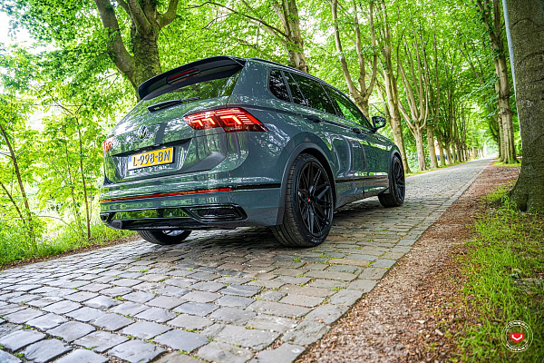 Фото дисков Vossen EVO-2 Черный сатин на Volkswagen Tiguan II