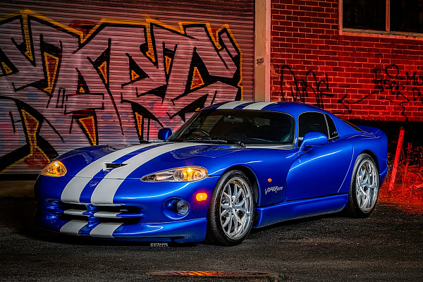 Фото дисков Strasse Wheels SM6R Signature Глянцевый лак на Dodge Viper