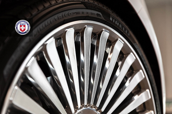 Фото дисков HRE L103M Глянцевый лак на Range Rover III